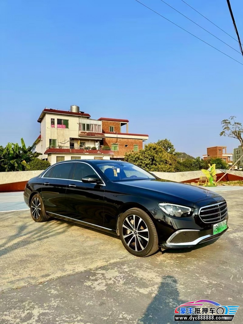 22年奔驰E轿车抵押车出售