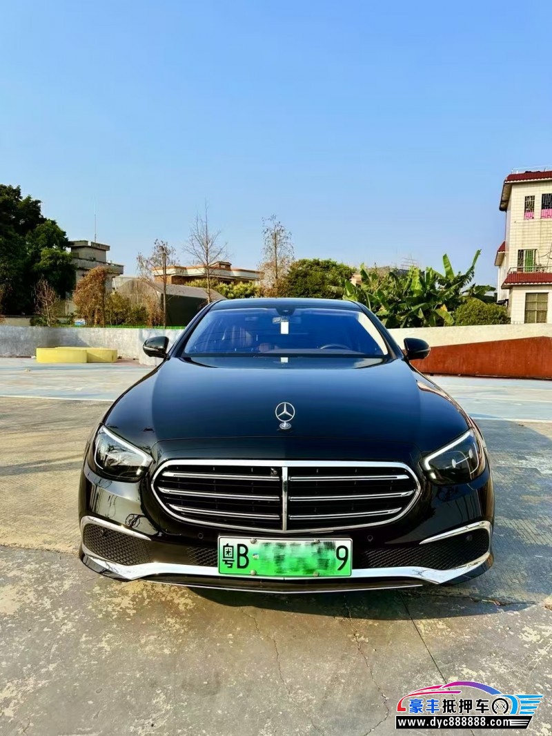 22年奔驰E轿车抵押车出售