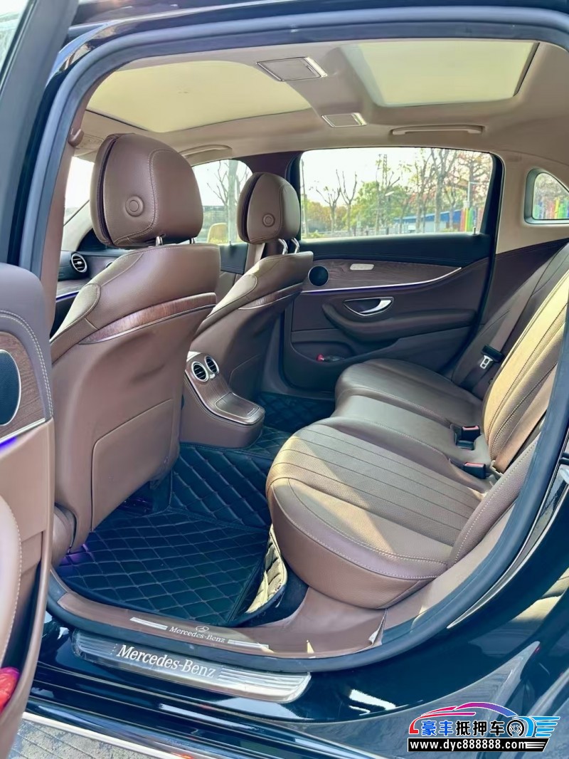 22年奔驰E轿车抵押车出售