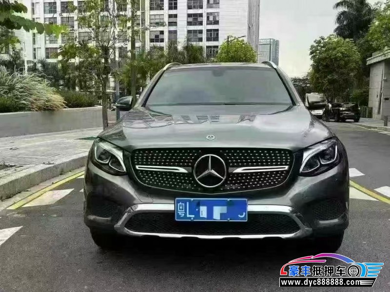 19年奔驰GLC轿车抵押车出售