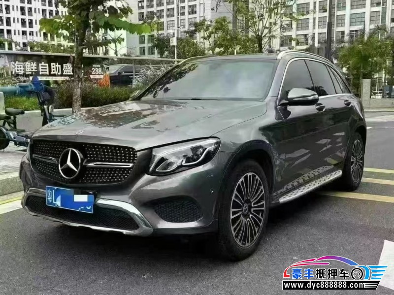 19年奔驰GLC轿车抵押车出售