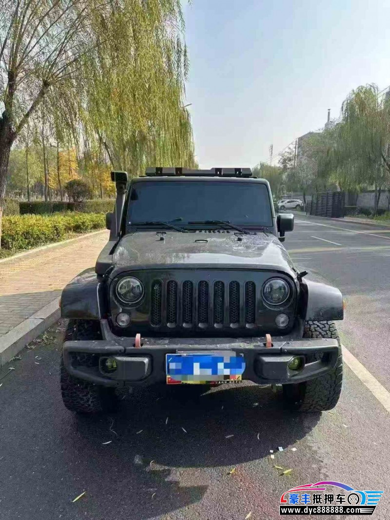 15年Jeep牧马人轿车抵押车出售