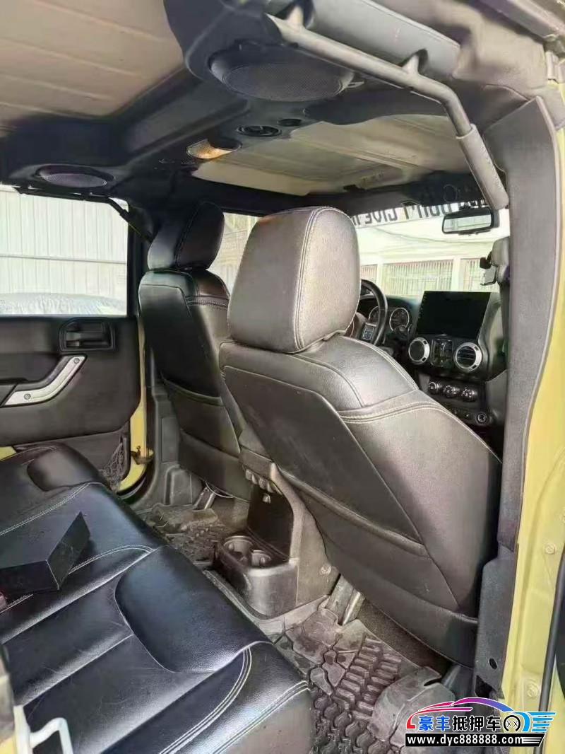 13年Jeep牧马人轿车抵押车出售