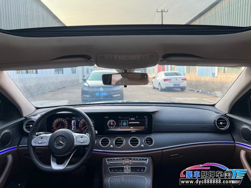 20年奔驰E轿车抵押车出售