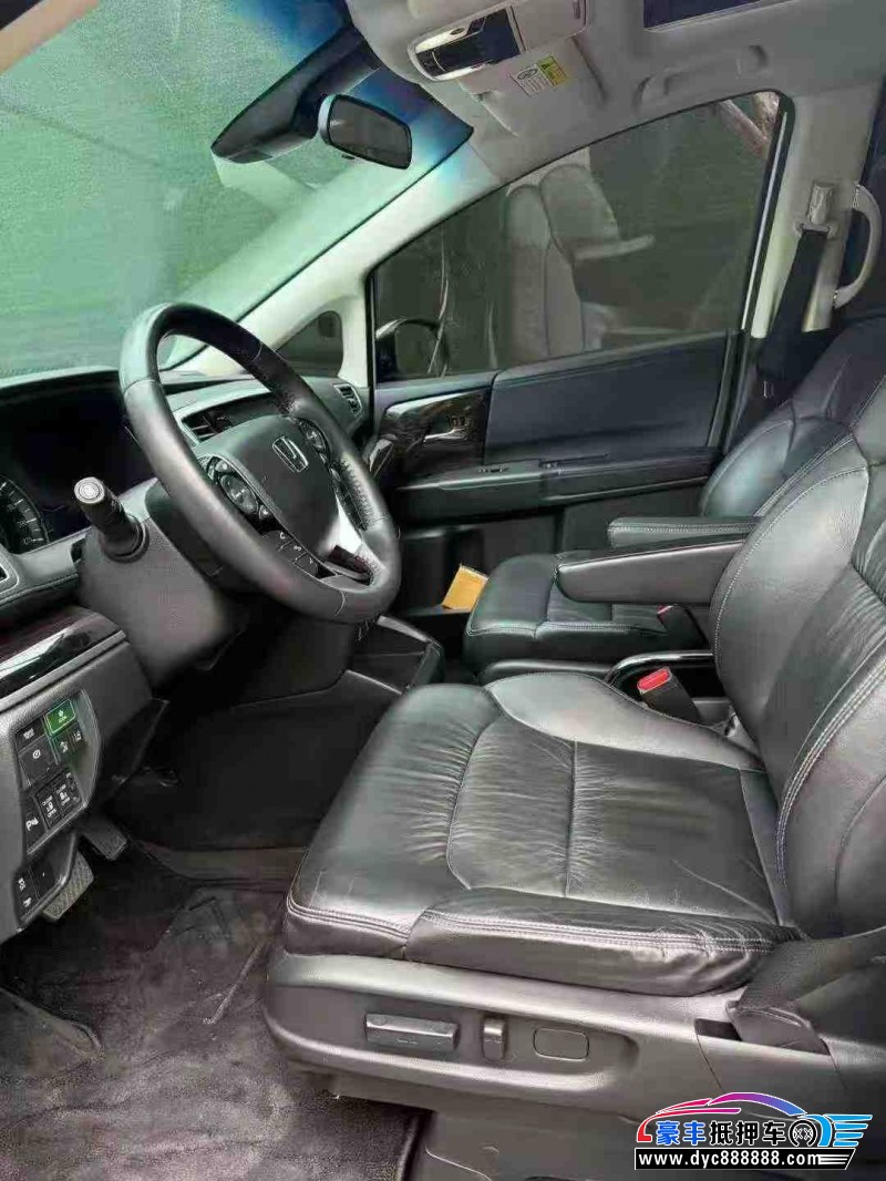 21年本田奥德赛轿车抵押车出售