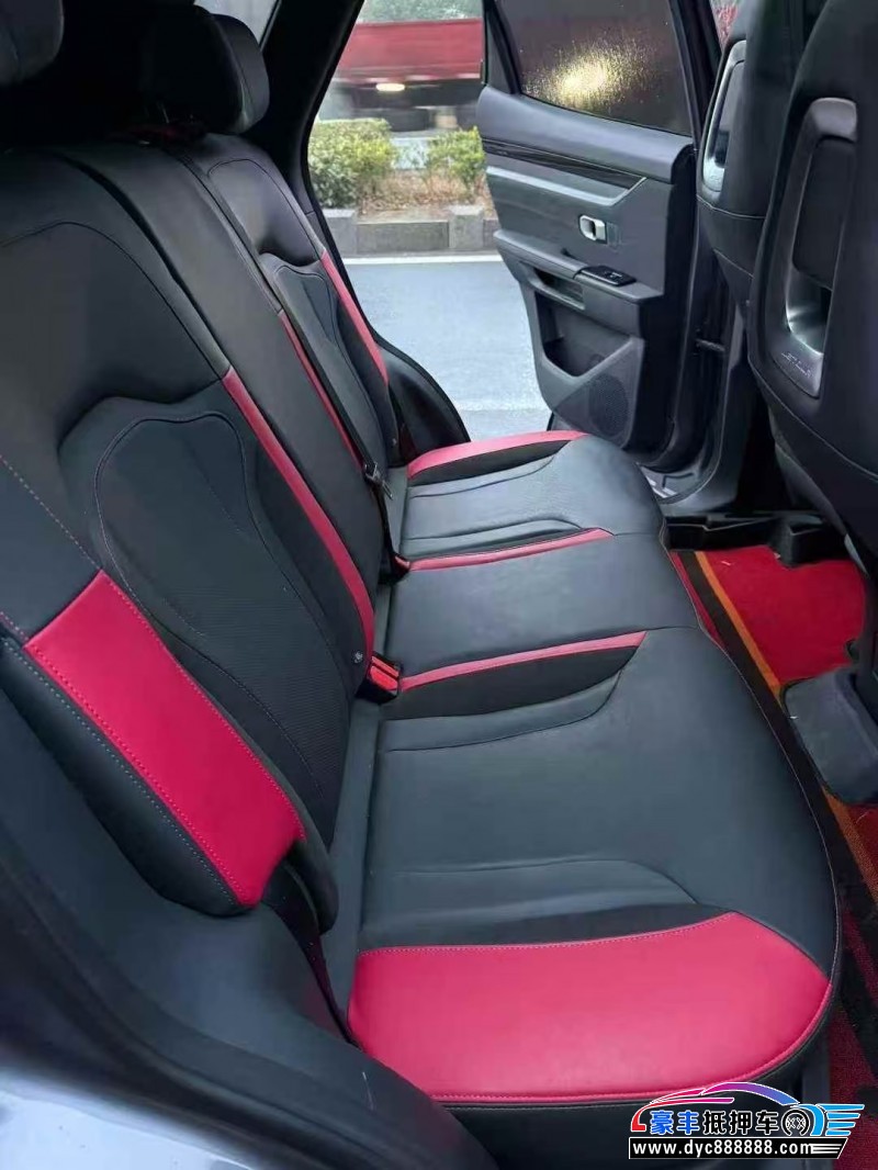 23年捷途大圣轿车抵押车出售