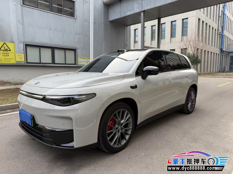 24年零跑C10轿车抵押车出售