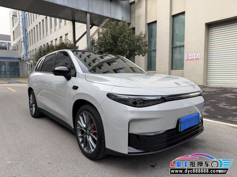 24年零跑C10轿车抵押车出售