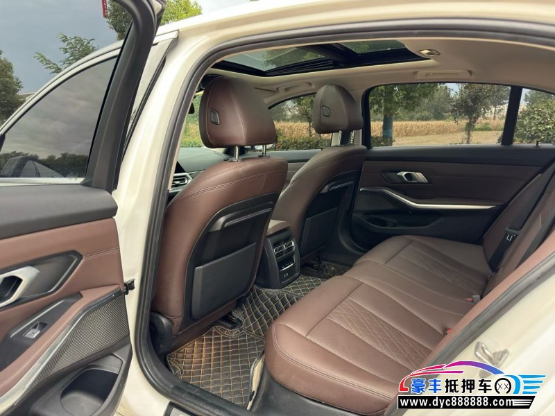 21年宝马3系轿车抵押车出售