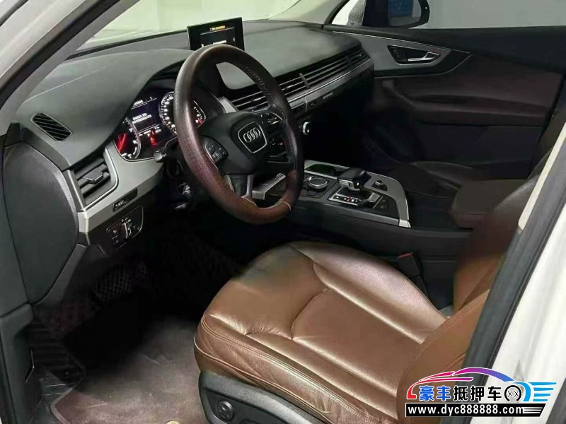 19年奥迪Q7轿车抵押车出售