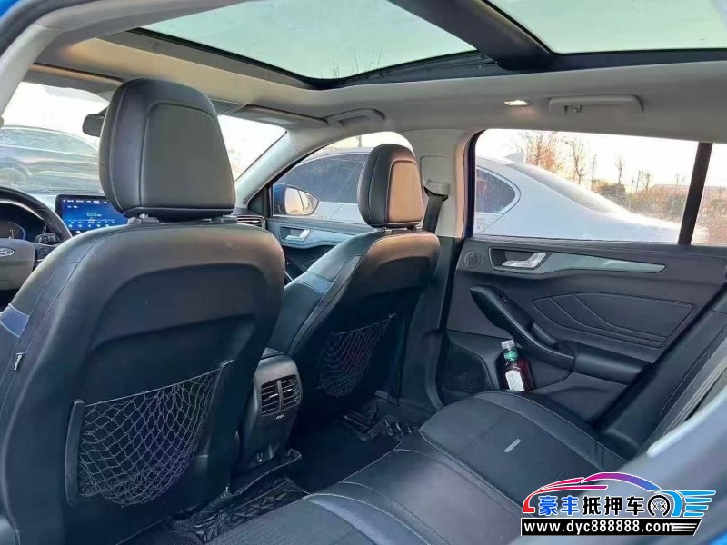 21年福特福克斯轿车抵押车出售