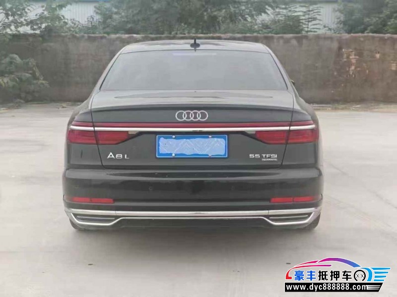 20年奥迪A8L轿车抵押车出售