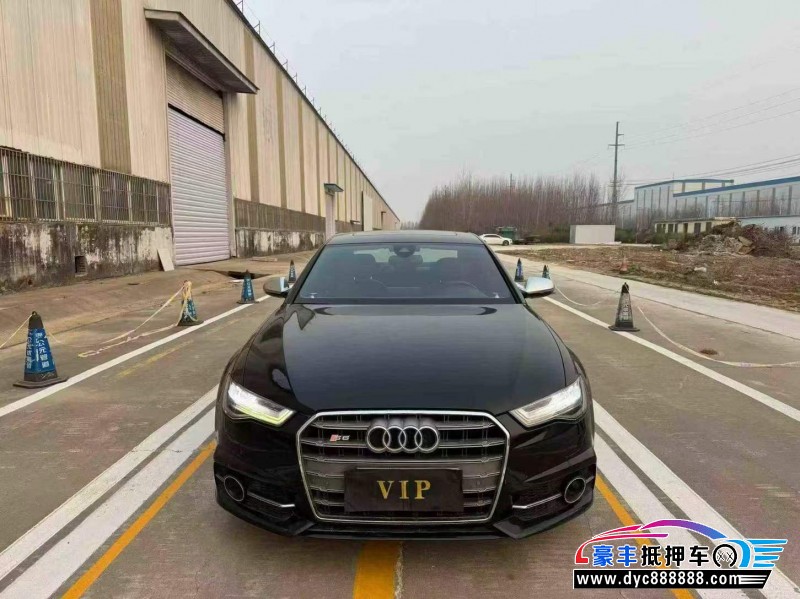 17年奥迪S6轿车抵押车出售