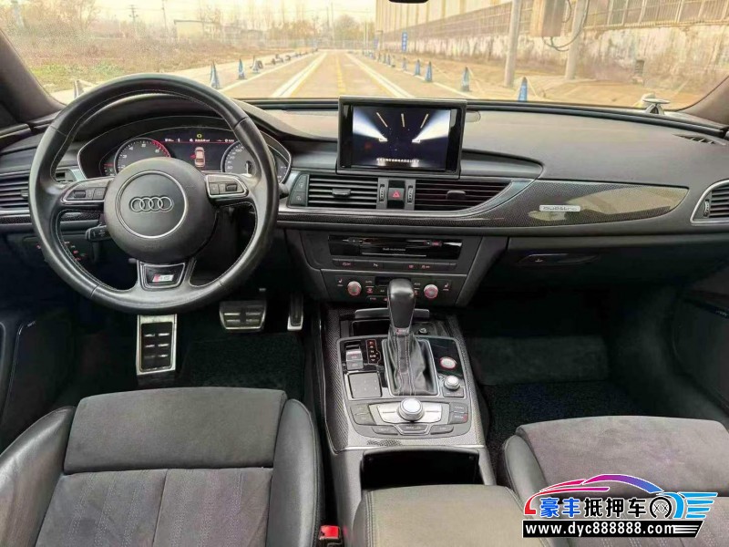 17年奥迪S6轿车抵押车出售