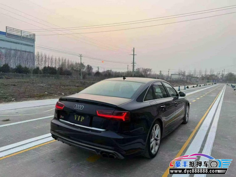 17年奥迪S6轿车抵押车出售