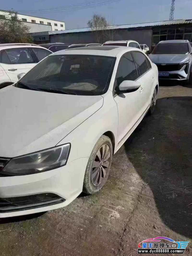 18年大众速腾轿车抵押车出售