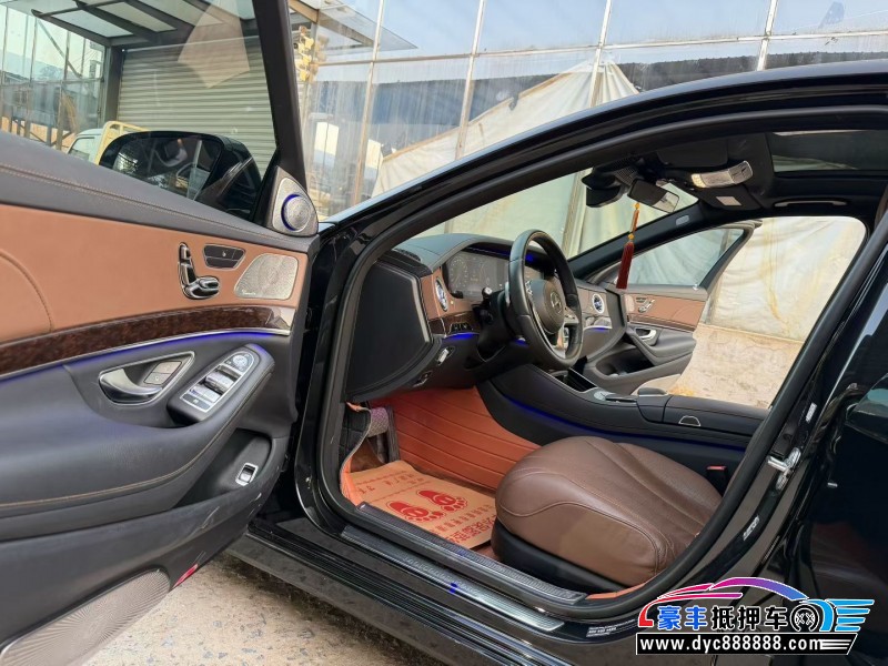 20年奔驰S轿车抵押车出售