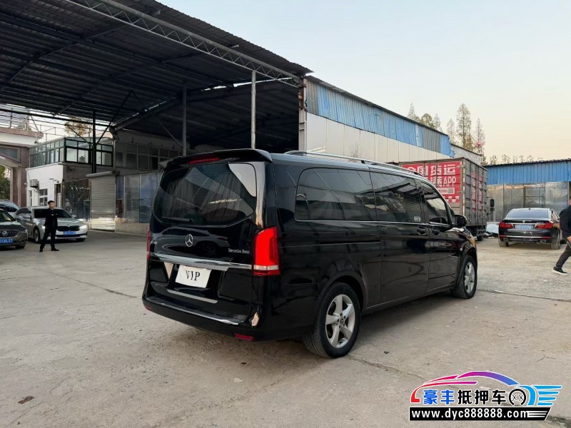 20年奔驰威霆轿车抵押车出售