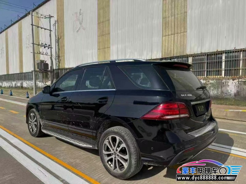 17年奔驰GLE轿车抵押车出售