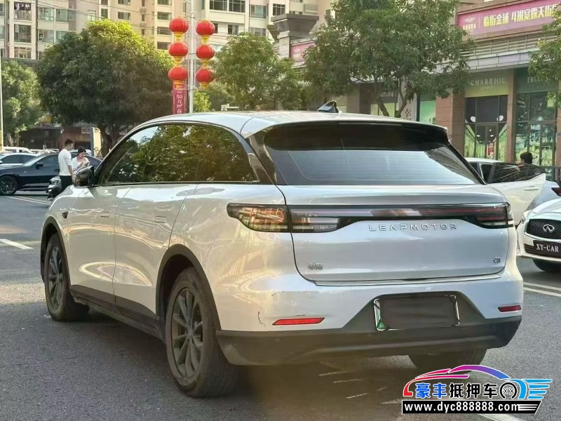 23年零跑C11轿车抵押车出售