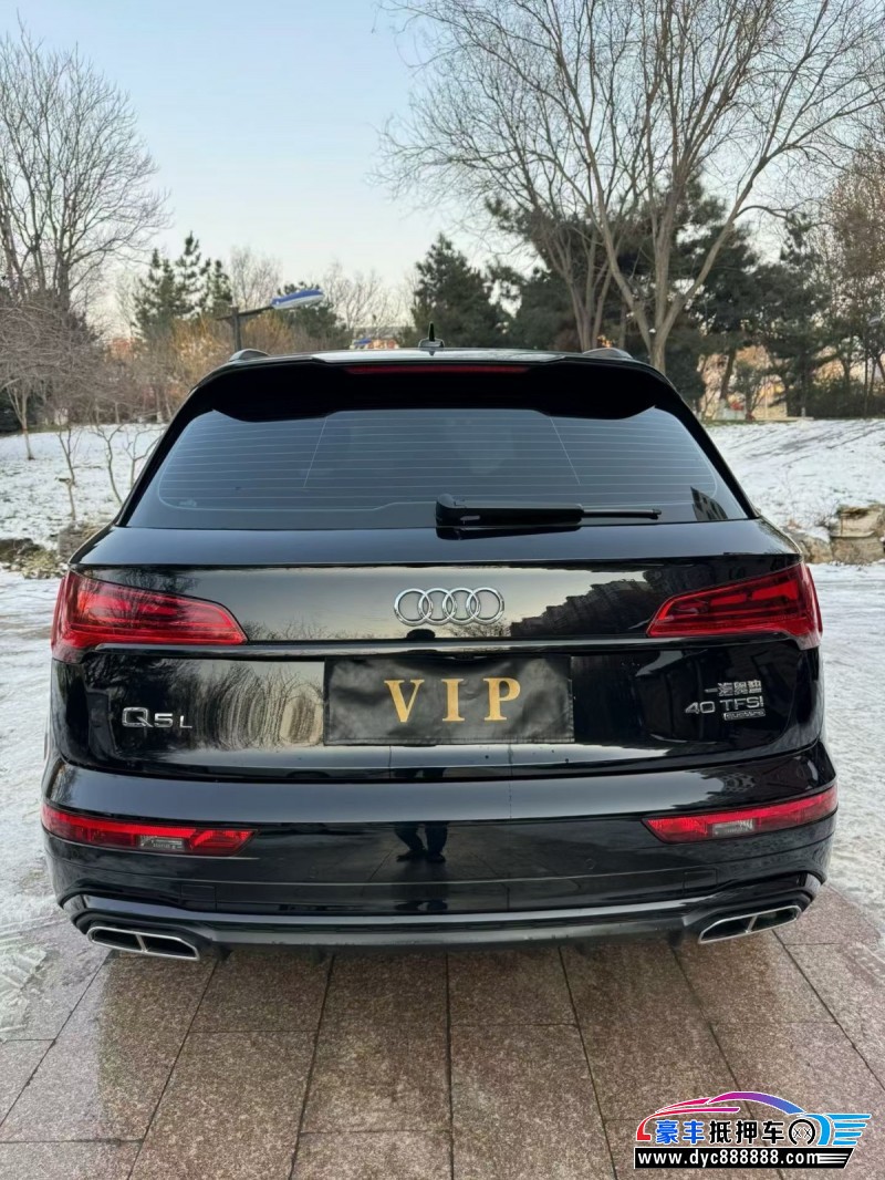 23年奥迪Q5轿车抵押车出售