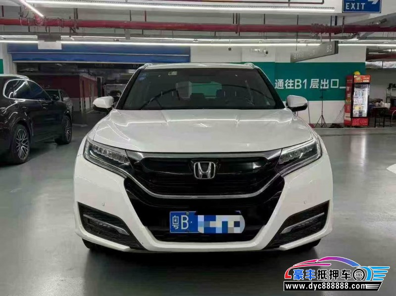 抵押车出售18年本田UR-V轿车