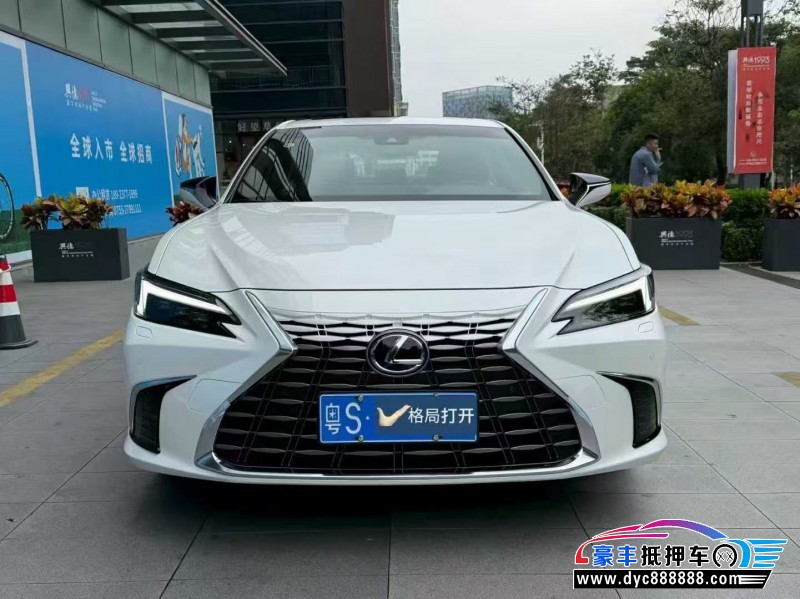 抵押车出售25年雷克萨斯ES轿车