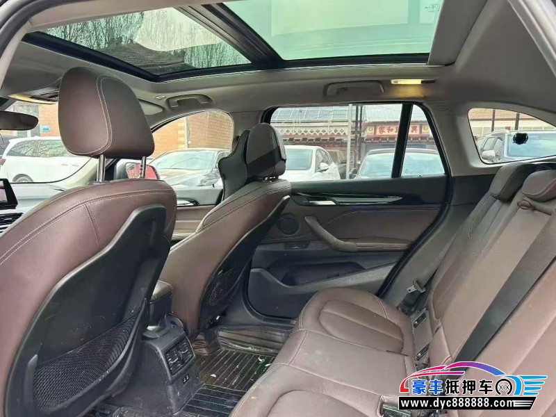 20年宝马X1轿车抵押车出售