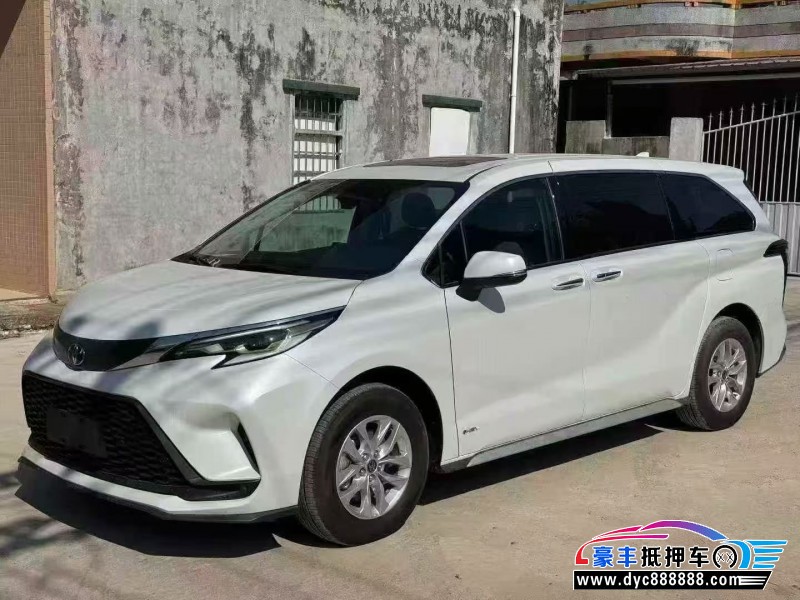 25年丰田格瑞维亚轿车抵押车出售