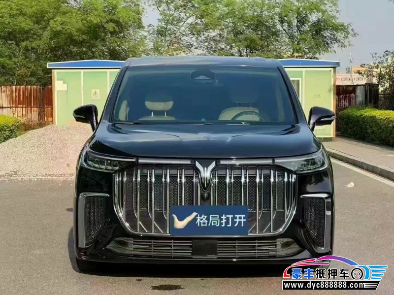 抵押车出售24年岚图梦想家轿车