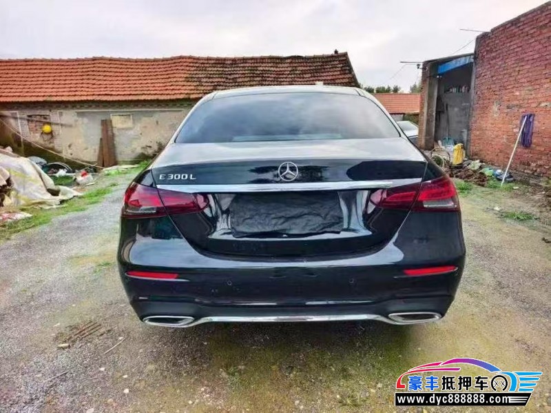 21年奔驰E轿车抵押车出售