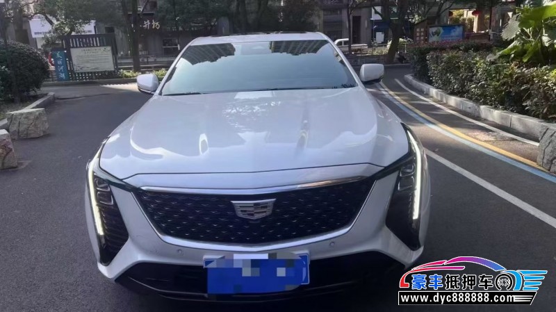 抵押车出售24年凯迪拉克CT5轿车