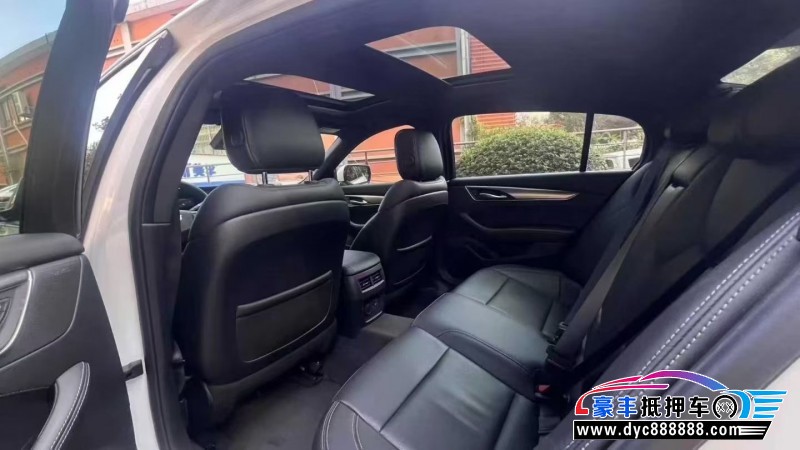 24年凯迪拉克CT5轿车抵押车出售