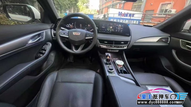 24年凯迪拉克CT5轿车抵押车出售