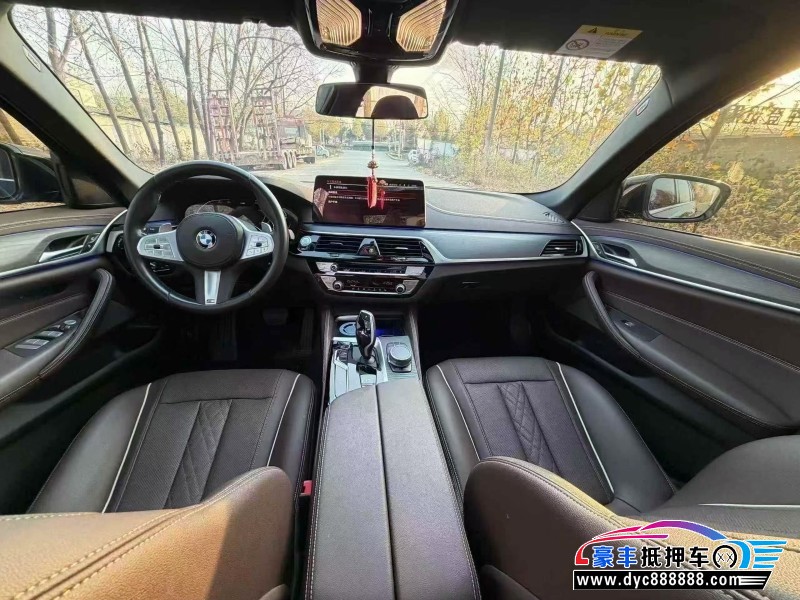 23年宝马5系轿车抵押车出售