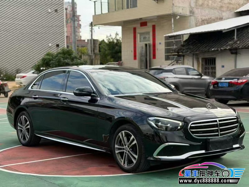 22年奔驰E轿车抵押车出售