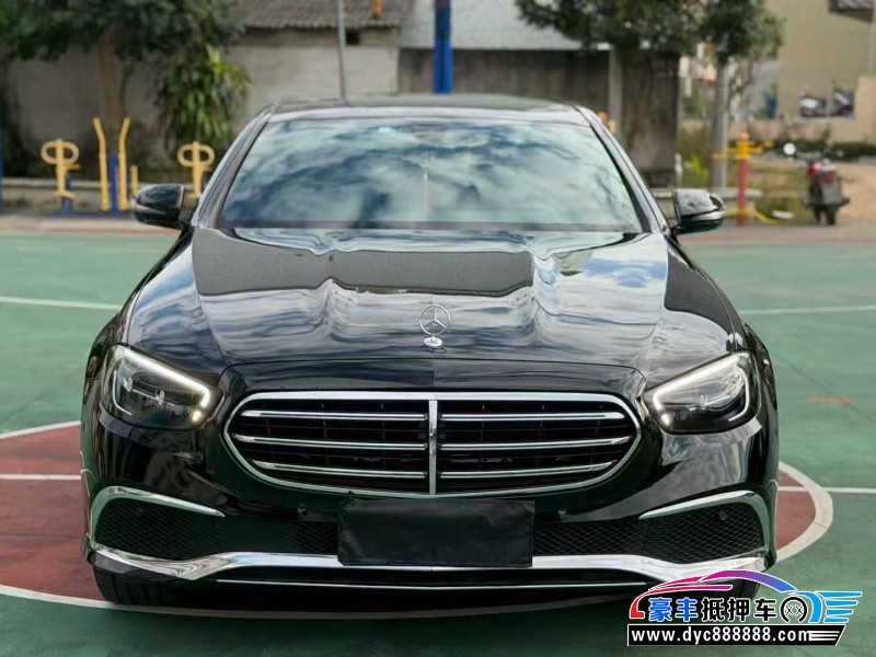 22年奔驰E轿车抵押车出售