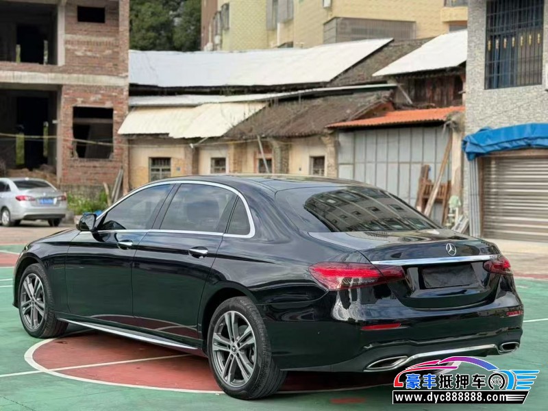 22年奔驰E轿车抵押车出售