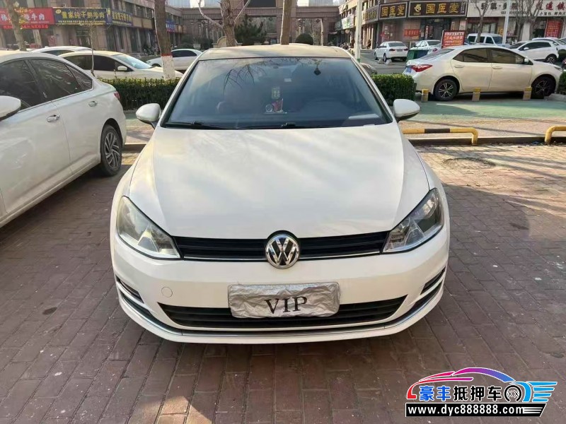抵押车出售15年大众高尔夫轿车