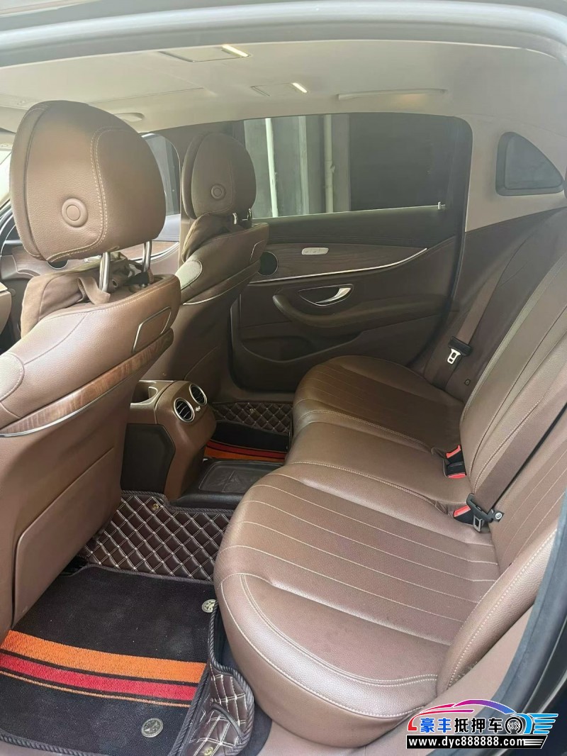 18年奔驰E轿车抵押车出售