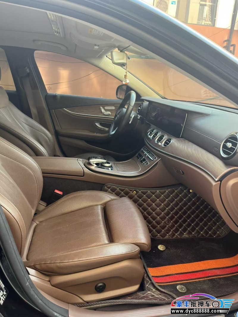 18年奔驰E轿车抵押车出售