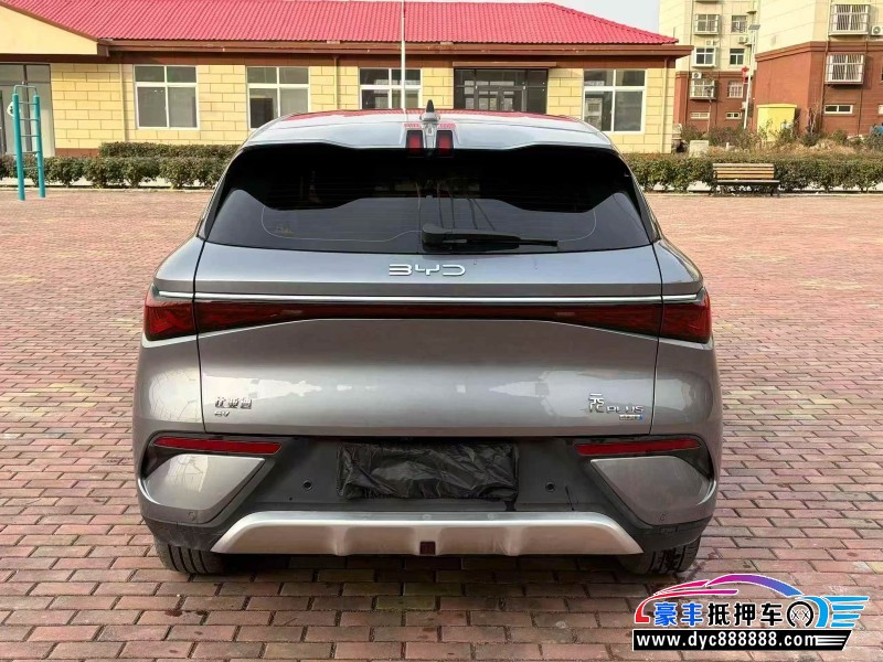 25年比亚迪元轿车抵押车出售