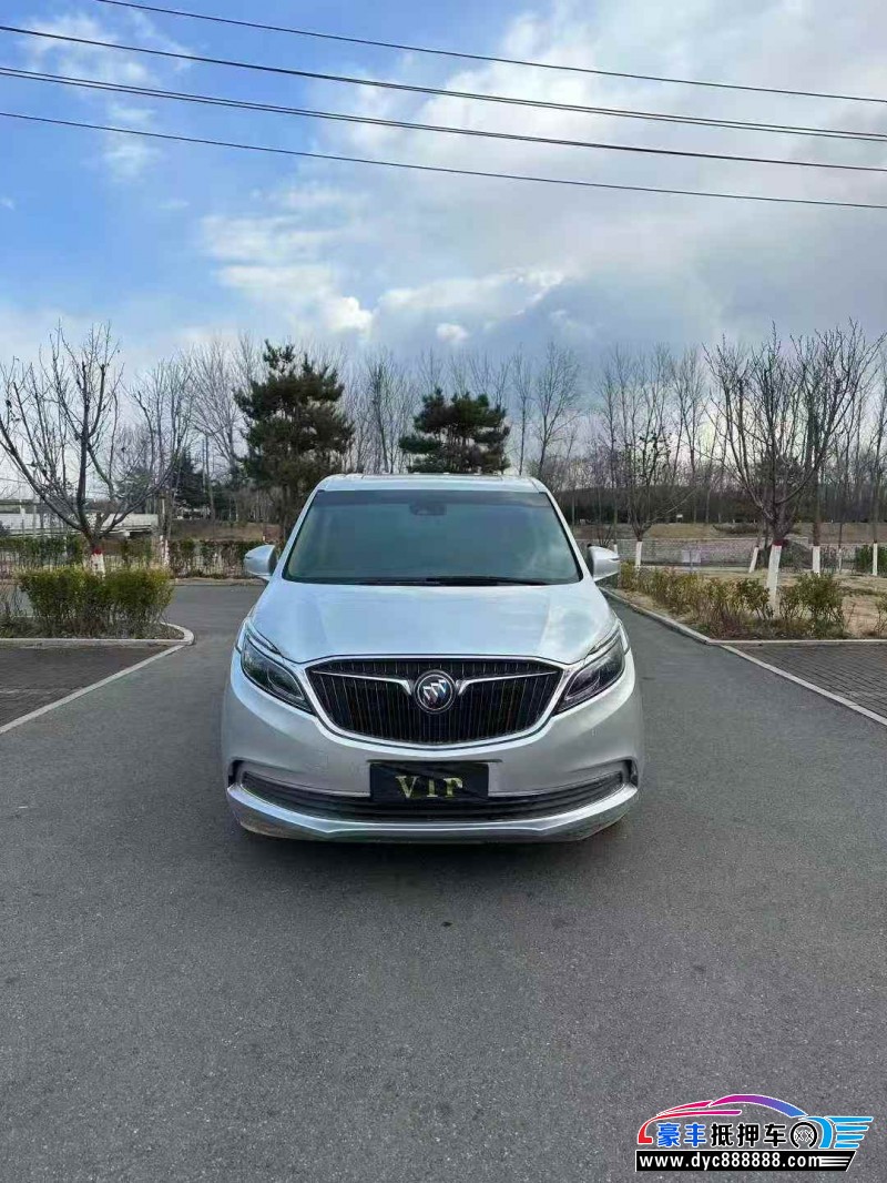 17年别克GL8轿车抵押车出售