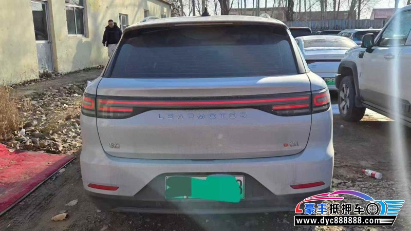 23年零跑C11轿车抵押车出售