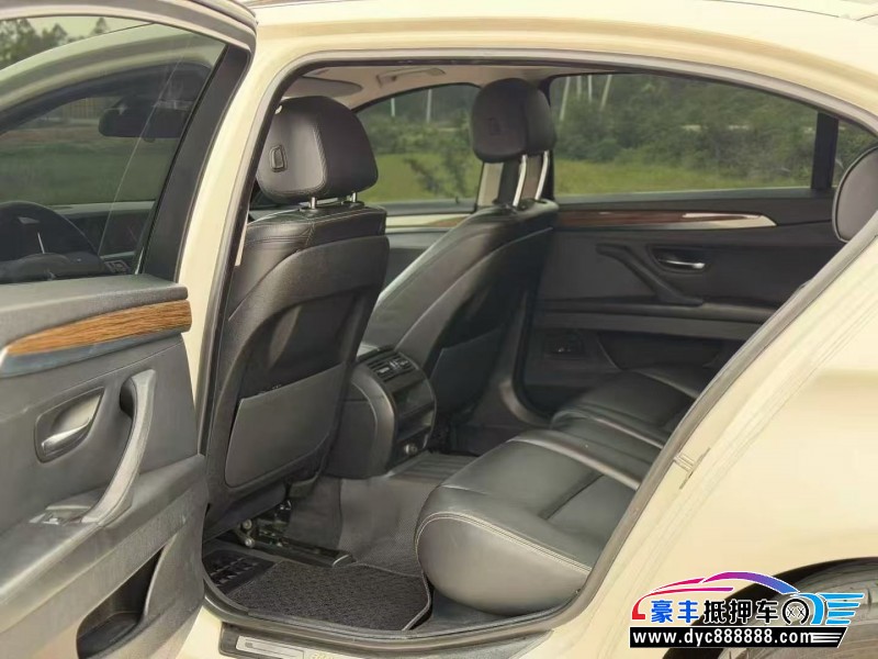 14年宝马5系轿车抵押车出售