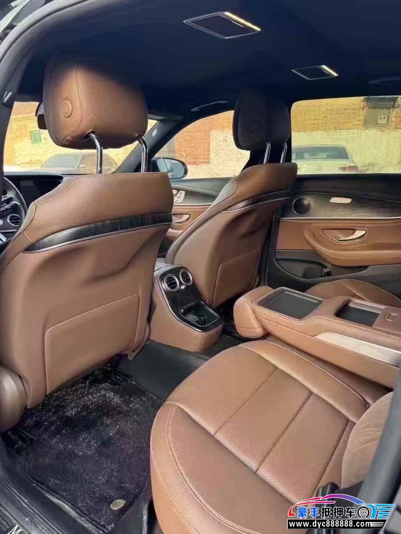 23年奔驰E轿车抵押车出售