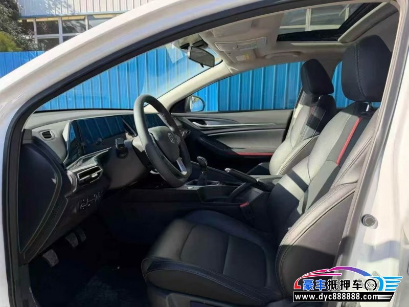 21年长安逸动轿车抵押车出售