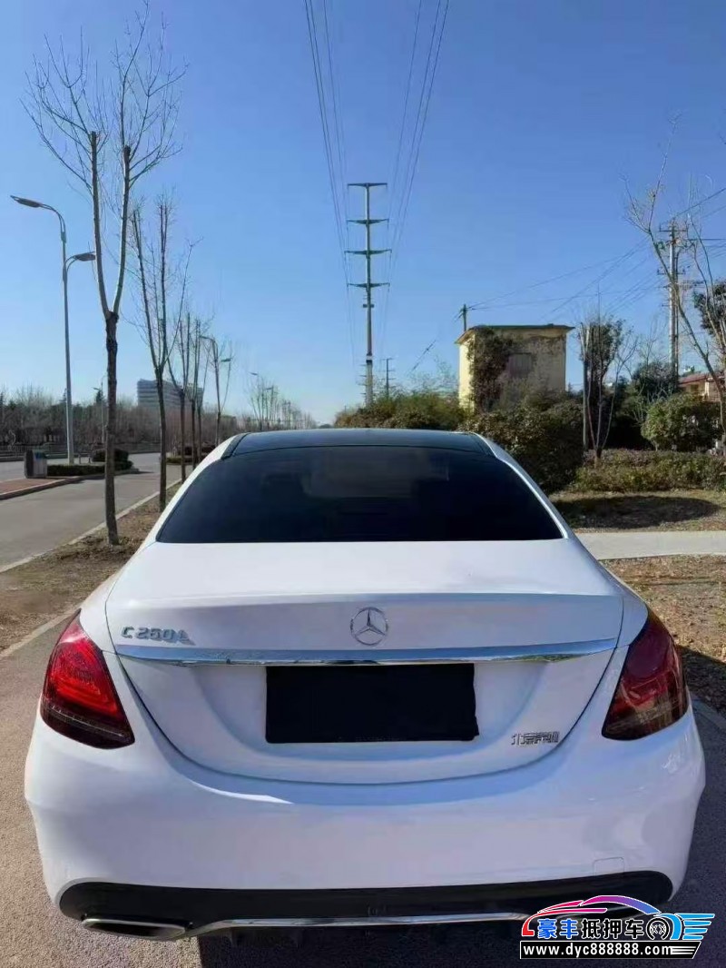20年奔驰C轿车抵押车出售