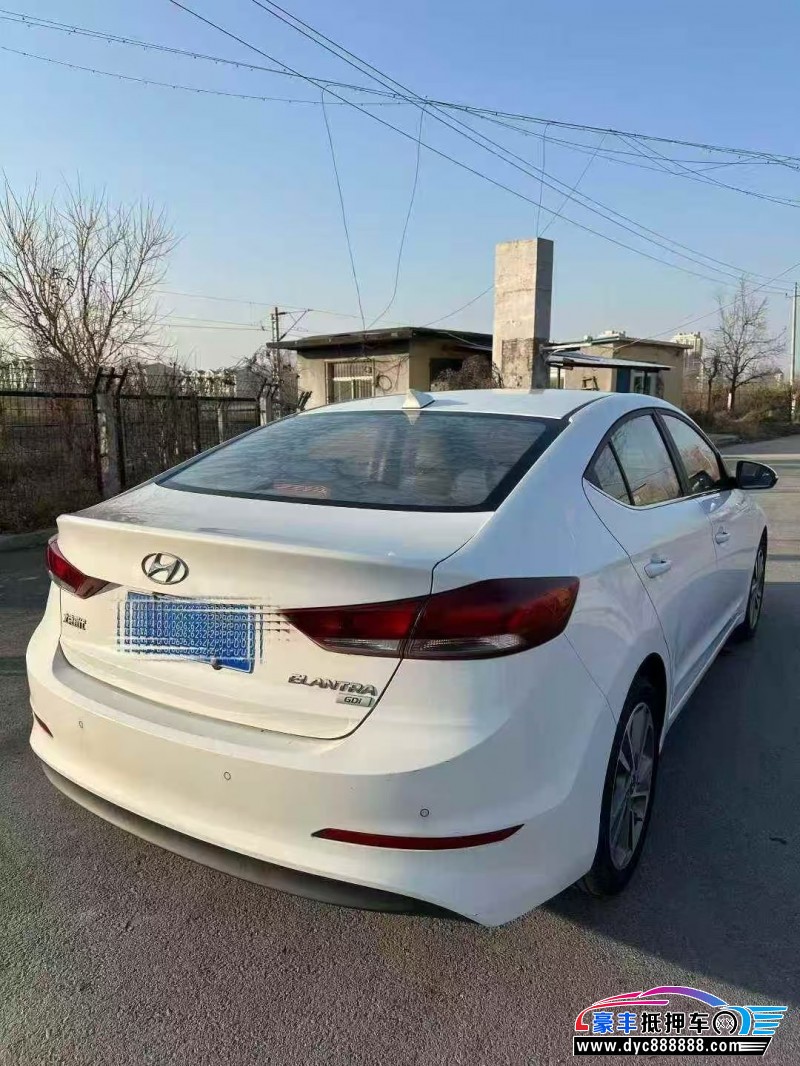 16年现代领动轿车抵押车出售