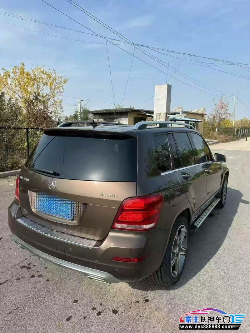 15年奔驰GLK轿车抵押车出售